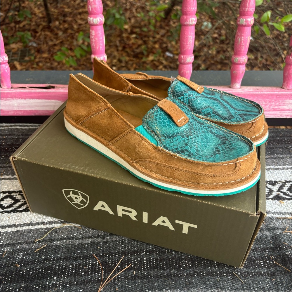 Ariat Cruiser